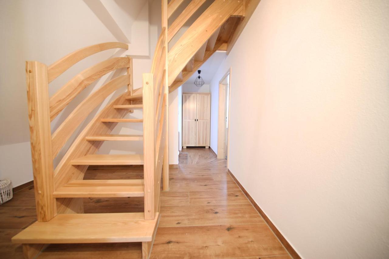 Tatrzanskie Spanie Pokoje Goscinne Poronin Exterior foto